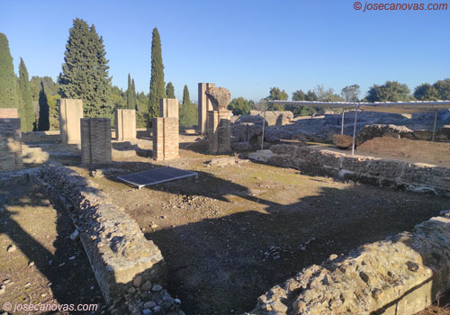 exedra3