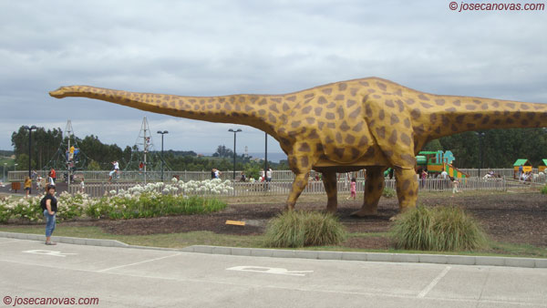 dino