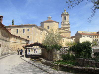 Lavadero y el monasterio