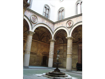 Palacio Viejo: Patio Vasari
