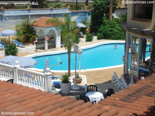 hotel2