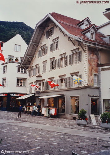 chur2